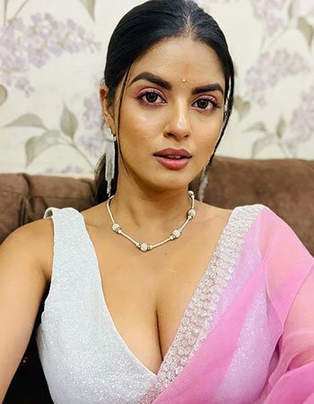 Call Girls service in Dhanbad